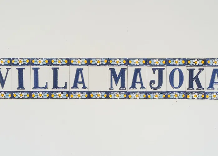 Majoka, 4 Bedroom Private Lagos