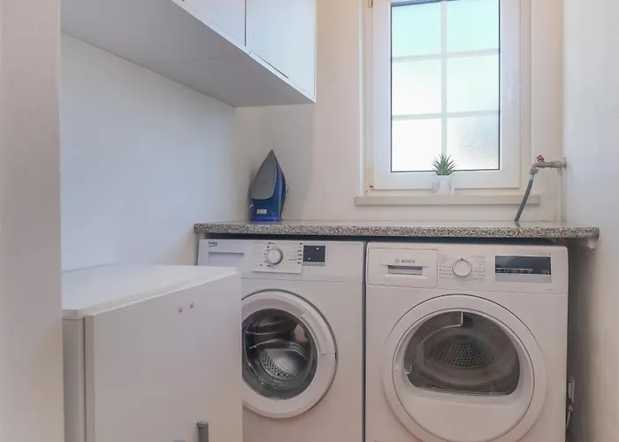 Majoka, 4 Bedroom Private * Λάγος