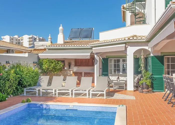 Βίλα Majoka, 4 Bedroom Private Λάγος