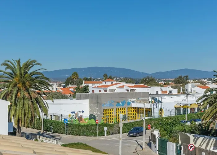 Majoka, 4 Bedroom Private Βίλα *