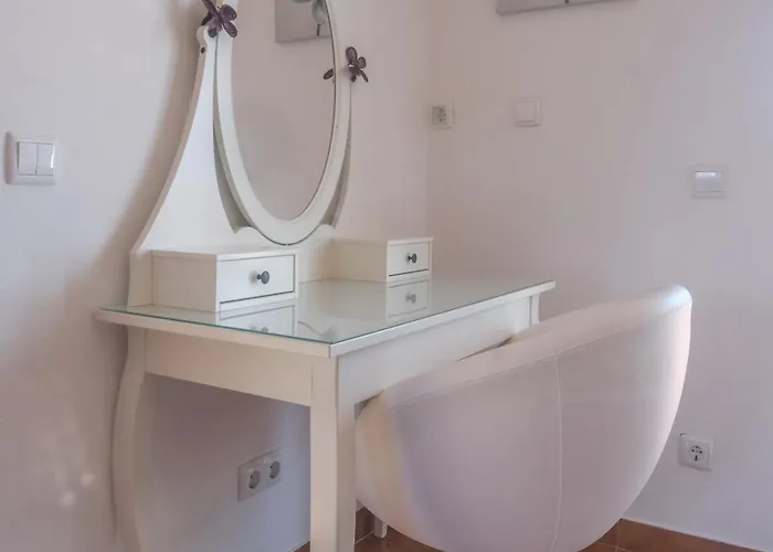 Majoka, 4 Bedroom Private Λάγος