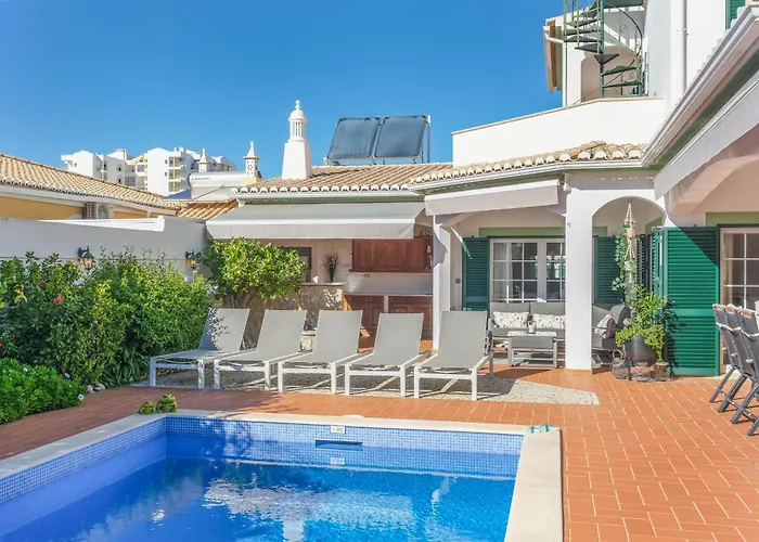 Majoka, 4 Bedroom Private * Λάγος