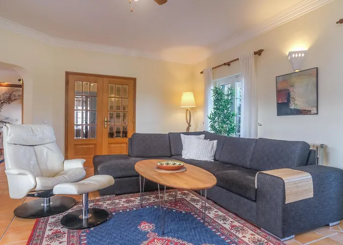 Βίλα Majoka, 4 Bedroom Private Λάγος