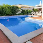 Majoka, 4 Bedroom Private *