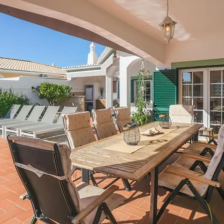 Majoka, 4 Bedroom Private 빌라 *