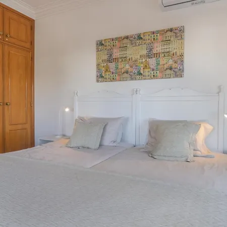 Majoka, 4 Bedroom Private Villa *