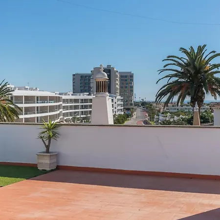 Villa Majoka, 4 Bedroom Private Lagos