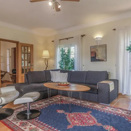 Majoka, 4 Bedroom Private Villa