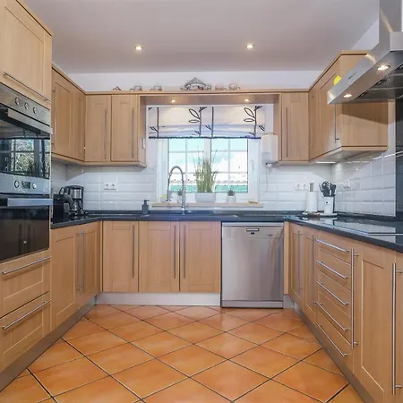 Majoka, 4 Bedroom Private Villa Lagos