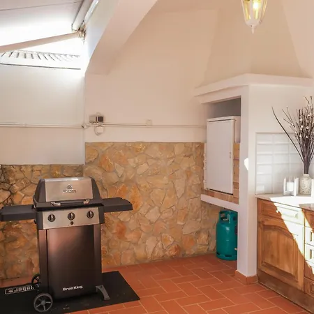 Majoka, 4 Bedroom Private Lagos