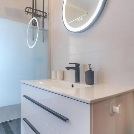 Majoka, 4 Bedroom Private