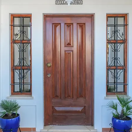 Majoka, 4 Bedroom Private *