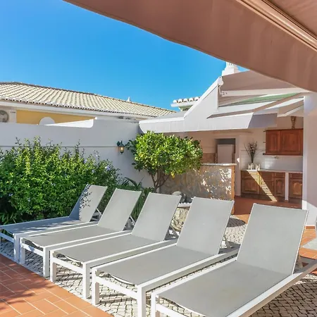 Majoka, 4 Bedroom Private Villa