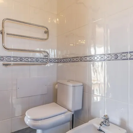 Villa Majoka, 4 Bedroom Private *
